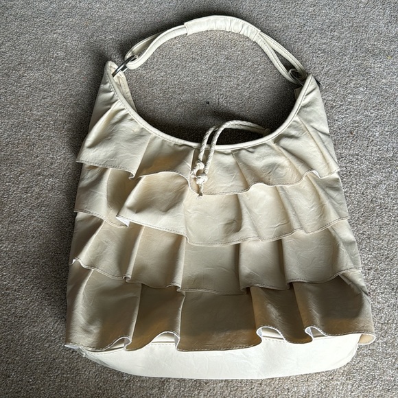 Apostrophe ruffle shoulder bag - Picture 1 of 7